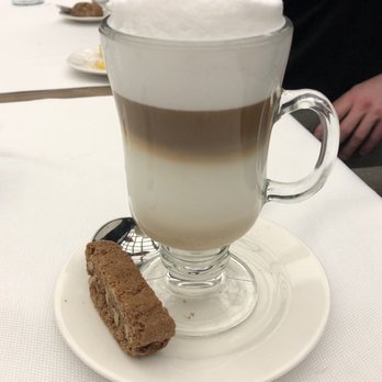 Almara - Coffee con leche - Mediterranean Near Me - Mexico, DIF Almara - Coffee con leche - Mediterranean Near Me - Mexico, DIF