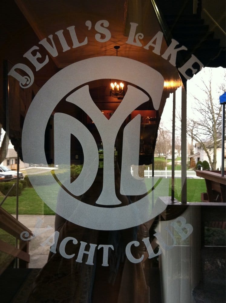 DEVILS LAKE YACHT CLUB Updated July 2024 2097 Marsh Dr, Manitou