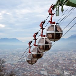 Téléphérique Grenoble Bastille - Les jolies bulles de Grenoble