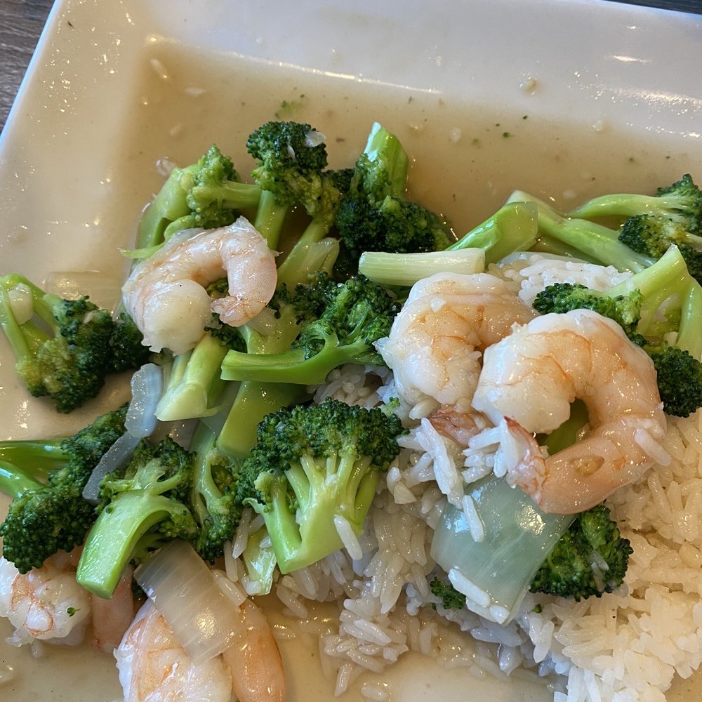 Pho 36 - Shrimp broccoli w/steamed rice. - Vietnamese Near Me - Corona, California Pho 36 - Shrimp broccoli w/steamed rice. - Vietnamese Near Me - Corona, California