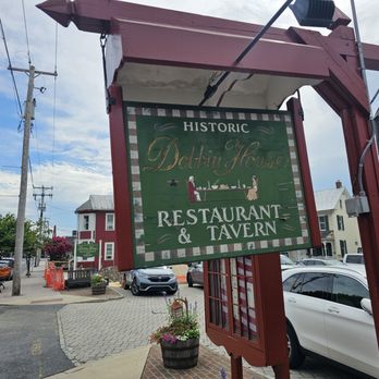 Dobbin House Tavern - Outside - Bars Near Me - Gettysburg, Pennsylvania