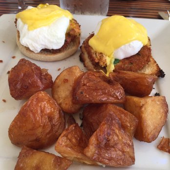 Fig Tree Cafe - Lobster & crab cake Benedict - Breakfast & Brunch Near Me - San Diego, California Fig Tree Cafe - Lobster & crab cake Benedict - Breakfast & Brunch Near Me - San Diego, California