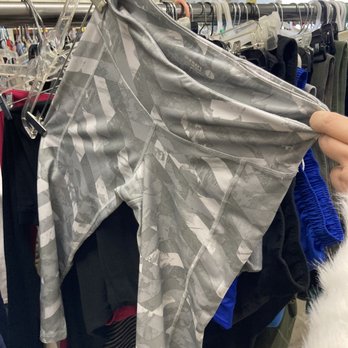 New Bees Thrift Store - Old Navy leggings $1 - Thrift Stores Near Me - Buena Vista, Colorado
