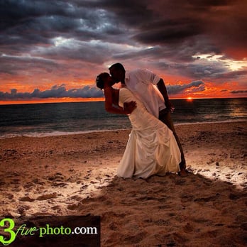 Suntan Terrace - My husband and I were married at suntan on June 1st of 2013, the best day of my life :) - Hotels Near Me - Nokomis, Florida Suntan Terrace - My husband and I were married at suntan on June 1st of 2013, the best day of my life :) - Hotels Near Me - Nokomis, Florida