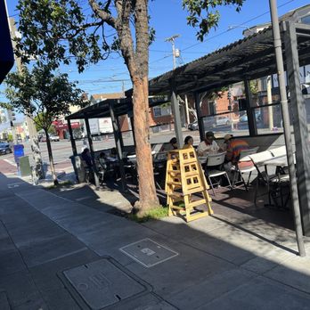 Art's Cafe - Patio - Diners Near Me - San Francisco, California