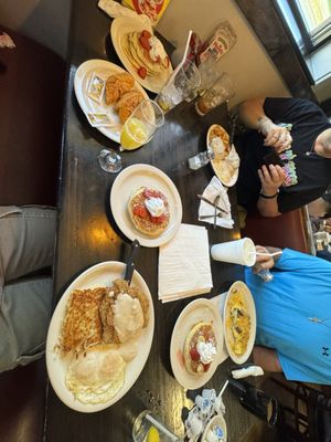 Chicken 'N The Egg by null