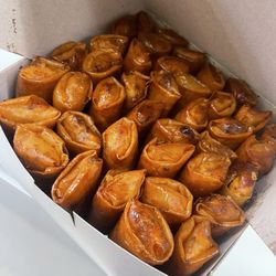 Asian American Food Mart - More turon