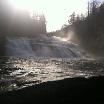 DuPont State Forest - Triple Falls - Hiking Near Me - Cedar Mountain, North Carolina DuPont State Forest - Triple Falls - Hiking Near Me - Cedar Mountain, North Carolina
