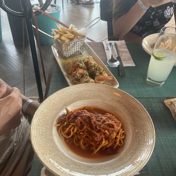 La Peska - Seafood Near Me - Cruz de Huanacaxtle, NAY La Peska - Seafood Near Me - Cruz de Huanacaxtle, NAY