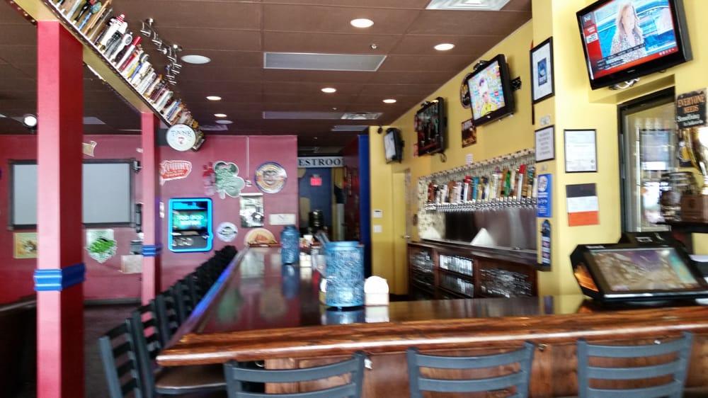 CRISPY’S BEER & WINE BAR CLOSED 13 Reviews 604 Barnes Blvd