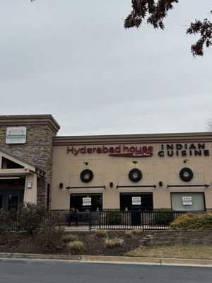 Hyderabad House Atlanta - Biryani Place by null