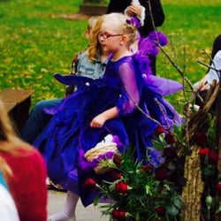 Sheri's Tailoring - Flower girl