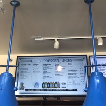 Bluetree Cafe - Kaka'ako - Coffee & Tea Near Me - Honolulu, Hawaii