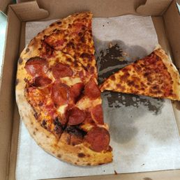 Half depends half cheese pizza