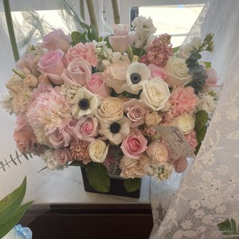Bolsa Florist - Don't ya know wood box. This photo doesn't do its justice! It is so beautiful in person! - Florists Near Me - Westminster, California