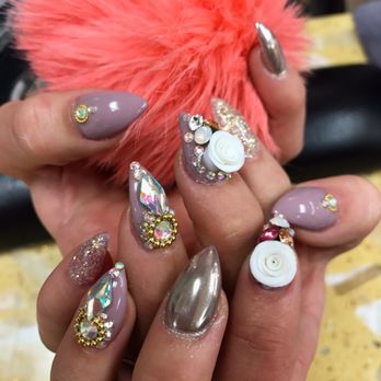 Diva Nails - Almond shaped nails by Diane! - Nail Salons Near Me - Chula Vista, California Diva Nails - Almond shaped nails by Diane! - Nail Salons Near Me - Chula Vista, California