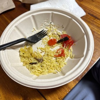 Roti - Rice, tomatoes & a small piece of chicken - Mediterranean Near Me - Vernon Hills, Illinois Roti - Rice, tomatoes & a small piece of chicken - Mediterranean Near Me - Vernon Hills, Illinois