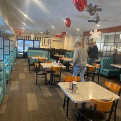 Bridgeman's Restaurant & Ice Cream Parlour - New look for Valentines Day Decorations