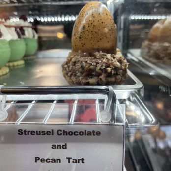 Pinnamell Sweets - A work of art - Desserts Near Me - Louisville, Kentucky Pinnamell Sweets - A work of art - Desserts Near Me - Louisville, Kentucky