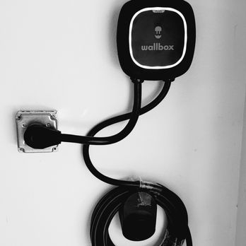 EV Smiles - Wallbox Pulsar Plus Level 2 40A - Electricians Near Me EV Smiles - Wallbox Pulsar Plus Level 2 40A - Electricians Near Me