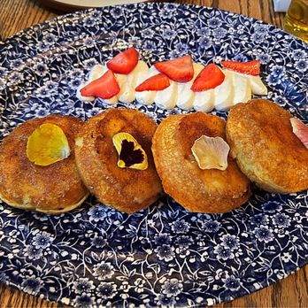 Yardbird - Crème brûlée waffles - Southern Near Me - Las Vegas, Nevada