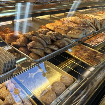 Tarzana Bakery - Bakeries Near Me - Tarzana, California Tarzana Bakery - Bakeries Near Me - Tarzana, California
