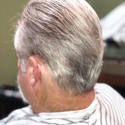 Gentleman’s Barber - Shear cut by Kevin