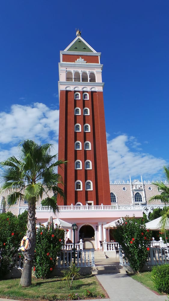 Venezia Palace Deluxe Resort Hotel