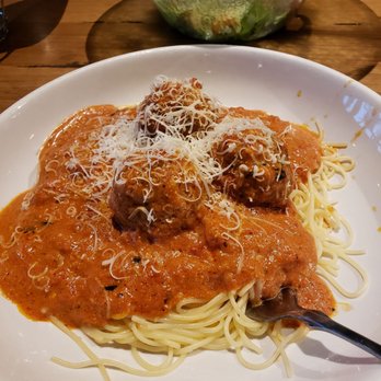 Olive Garden Italian Restaurant - Angel hair with meatballs - Italian Near Me - Brookfield, Wisconsin Olive Garden Italian Restaurant - Angel hair with meatballs - Italian Near Me - Brookfield, Wisconsin