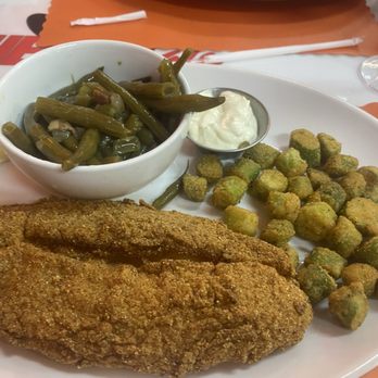 Flyers Bar and Grill - Catfish - Bars Near Me - St. Croix, Virgin Islands