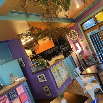 Thelma & Louise - Kitchen - Cafes Near Me - Neutral Bay, NSW Thelma & Louise - Kitchen - Cafes Near Me - Neutral Bay, NSW