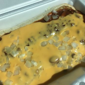 Jeff's Freezette - Chili Dog...a bit of a freak out for me! - Burgers Near Me - Colusa, California