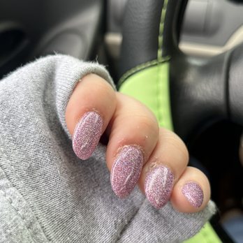 Long Nails & Spa - Right hand, left over sealer from SNS and cuticles not being cut - Nail Salons Near Me - Fredericksburg, Virginia Long Nails & Spa - Right hand, left over sealer from SNS and cuticles not being cut - Nail Salons Near Me - Fredericksburg, Virginia