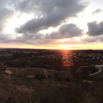 Calavera Lake - Beautoful scenery up here - Hiking Near Me - Carlsbad, California