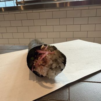 Uoichiba Handroll Bar - Lox Bagel Roll - Sushi Bars Near Me - Culver City, California Uoichiba Handroll Bar - Lox Bagel Roll - Sushi Bars Near Me - Culver City, California