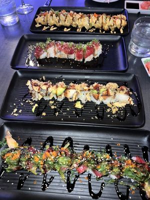 SLATE Steak, Sushi and Cocktails by null