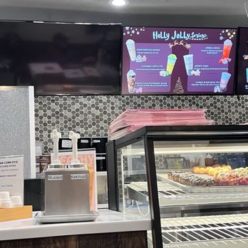 The Honey Pearl Cafe - Bubble Tea Near Me - Reedley, California The Honey Pearl Cafe - Bubble Tea Near Me - Reedley, California