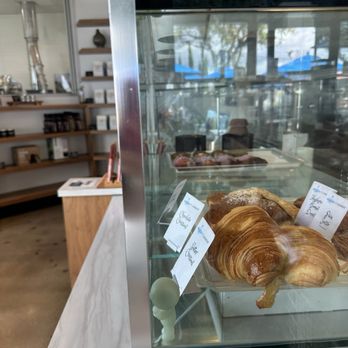 Blue Hummingbird Roastery - Coffee Roasteries Near Me - Irvine, California Blue Hummingbird Roastery - Coffee Roasteries Near Me - Irvine, California