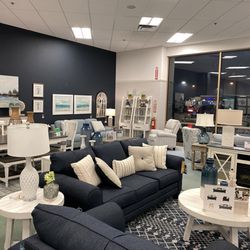 Raymour & Flanigan Furniture and Mattress Store