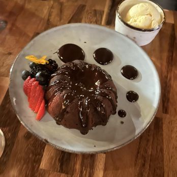 Crave Dessert Bar - Molten Lava Cake - Lounges Near Me - Charlotte, North Carolina Crave Dessert Bar - Molten Lava Cake - Lounges Near Me - Charlotte, North Carolina