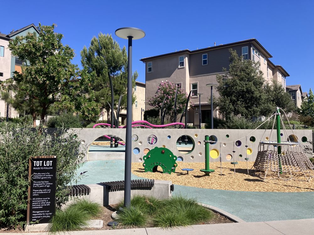 Rise Park Logo