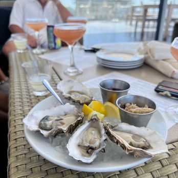 SKY Waikiki - Oysters and mimosas for brunch - Seafood Near Me - Honolulu, Hawaii SKY Waikiki - Oysters and mimosas for brunch - Seafood Near Me - Honolulu, Hawaii