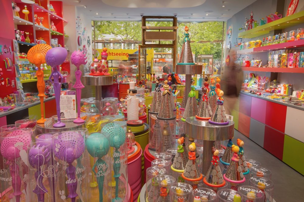 PYLONES Updated September 2024 16 Photos Kurfürstendamm 225