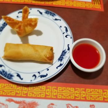 Great Wall Chinese Restaurant - Spring Roll and Crab Puff - Chinese Near Me - Gold Canyon, Arizona