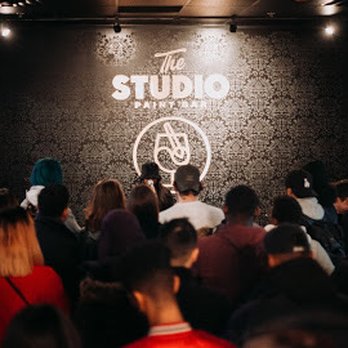 Studio Paint Bar - We are the ultimate arts and entertainment venue. Intimate, Luxe and fully - Art Classes Near Me - Mississauga, Ontario Studio Paint Bar - We are the ultimate arts and entertainment venue. Intimate, Luxe and fully - Art Classes Near Me - Mississauga, Ontario