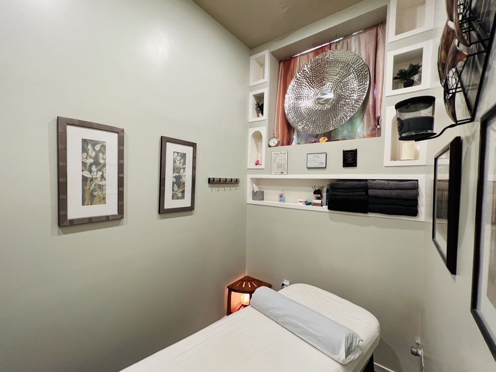 ALBARAKA MASSAGE THERAPY Updated August 2024 14 Photos & 13 Reviews