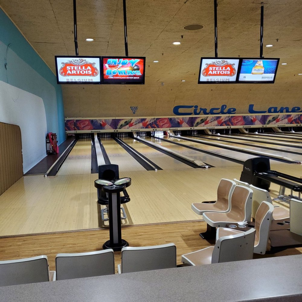 Circle Lanes - Bowling Near Me - Forest Park, Illinois