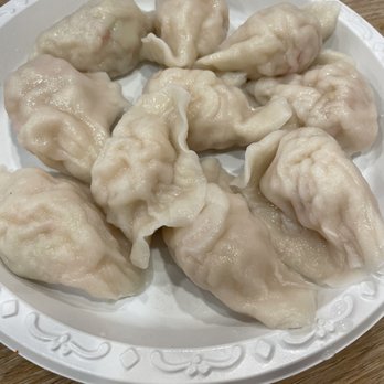 King Dumplings - Shrimp dumplings, we also got pork w/ chives and beef which all look identical - Chinese Near Me - New York, New York King Dumplings - Shrimp dumplings, we also got pork w/ chives and beef which all look identical - Chinese Near Me - New York, New York