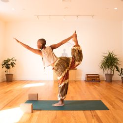 Loom Yoga Center