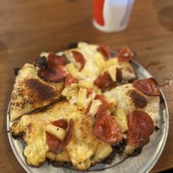 Toppers Pizza Place - Quick lunch pizza